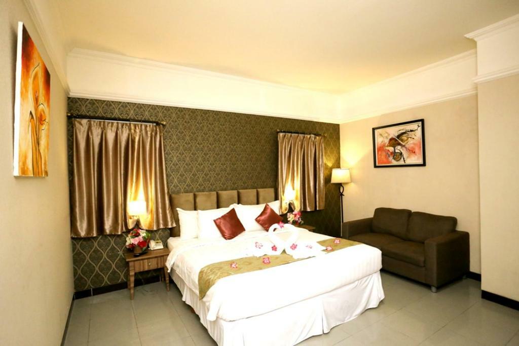 Amarelo Hotel Solo Екстер'єр фото