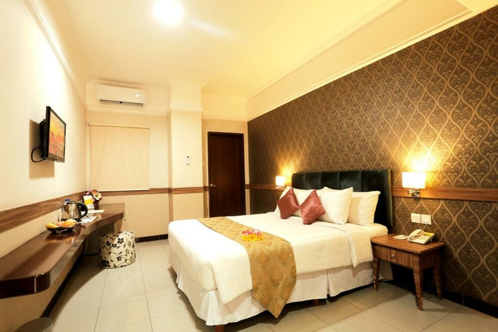 Amarelo Hotel Solo Екстер'єр фото